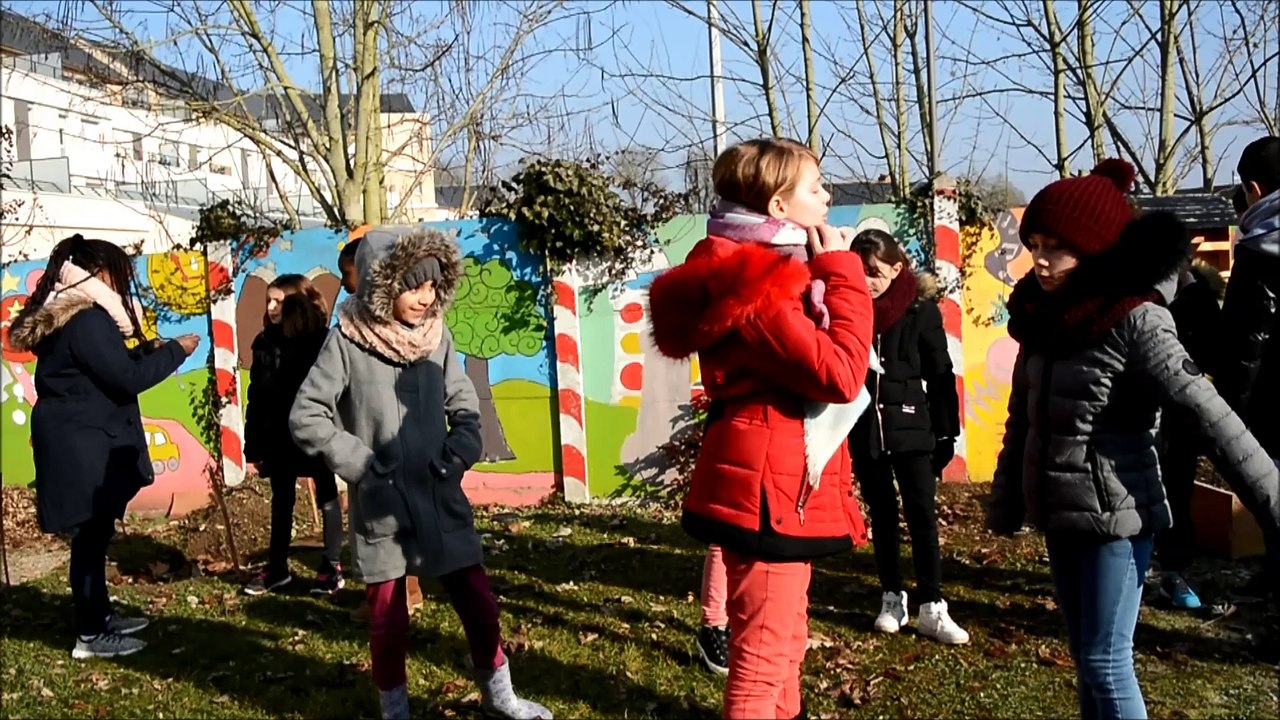 Prix académique "Non au harcèlement" cat. 8-11 ans : accueil periscolaire Bellecour - Pithiviers