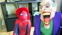 Spiderman vs Joker - Joker Girl Frozen Elsa Makeup Fail! w_ Pink Spidergirl, Princess Belle-zLOMIPFKjP8