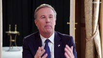Quand le rêve présidentiel devient accessible (bonus de Nicolas Dupont-Aignan, documentaire MOI, CANDIDAT)