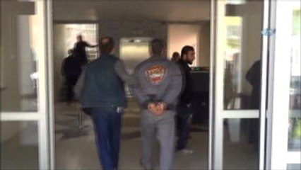 Öz Kızlarına Cinsel İstismar İddiasıyla Tutuklandı