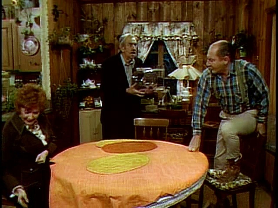 Mary Hartman, Mary Hartman Episode 201 Jan 10, 1977