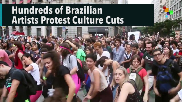 Hundreds of Brazilian Artists Protest Culture Cuts