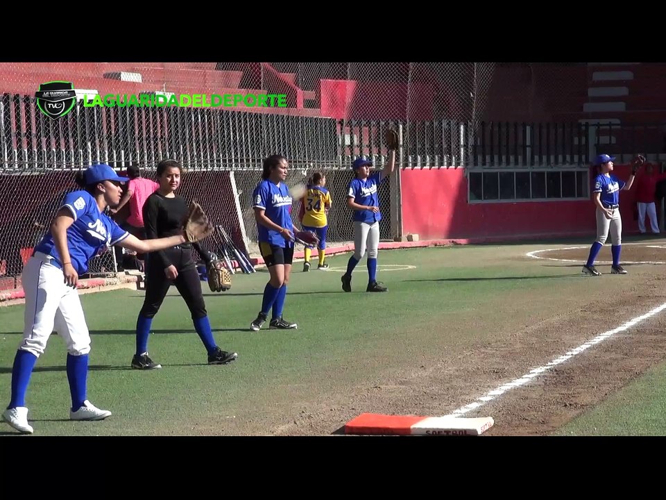 Softbol dominical en el Templo del Beisbol de Guanajuato