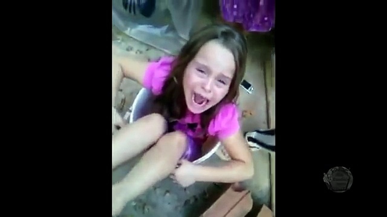 DESAFIO TENTE NÃO RIR - Vídeos Engraçados De Crianças #7