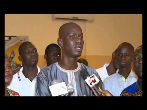 Des partisans de Racine Sy attaquent idrissa Seck