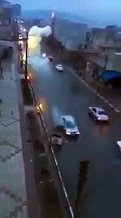 Lightning Hit A Car Viral Video
