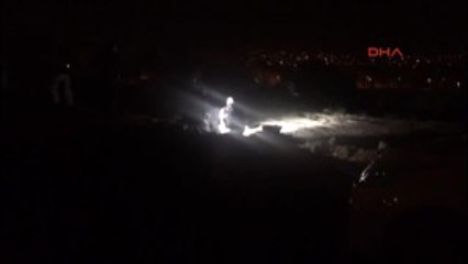 Izmir'de Iki Ayrı Patlama 1 Ölü, 1 Yaralı