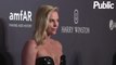 Vidéo : Charlize Theron : Elle ose le décolleté XXL pour le gala de l’amfAR !