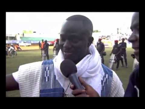 Bantamba avec Balla Gaye 2 apres sa defaite contre Bombadiier B52 15 Juil 2014