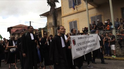 Manifestations historiques en Guyane pour la "journée morte"