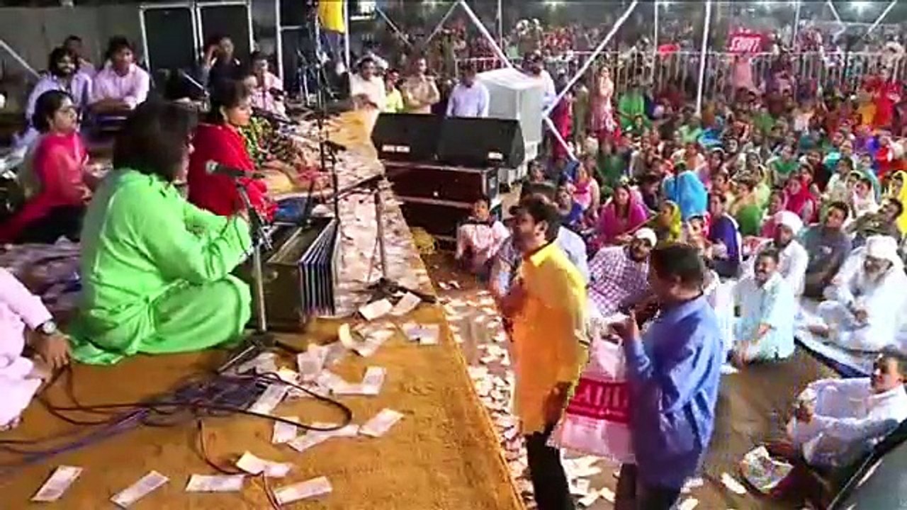 Naye Kapre Badal Kar Jaun