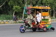 SC orders to allow Qingqi rickshaws built by registered manufacturers