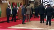 Lübnan Başbakanı fena düştü