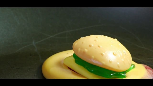 Des bonbons fondent dans la poele !