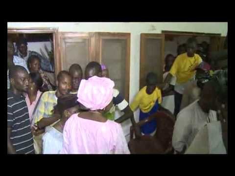 Khalifa Sall et ses partisans jubilent aprés leur victoire sur mimi