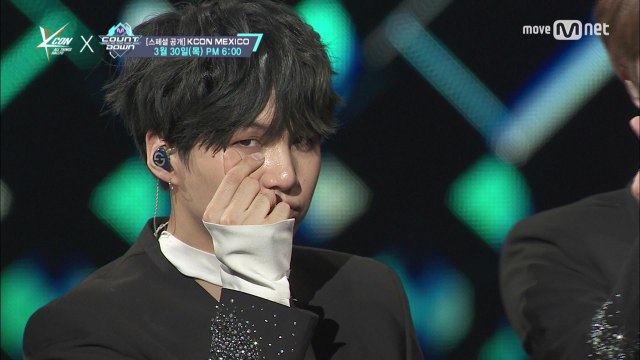 KCON 2017 Mexico×M COUNTDOWN 스페셜 선공개｜방탄소년단 (BTS) _ PINATA TIME