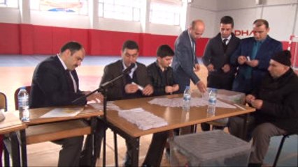 Hakkari'de 240 Kişilik Geçici Işe 5 Bin 522 Kişi Başvurdu