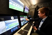 Football : l'arbitrage vidéo laisse les Bleus peu enthousiastes