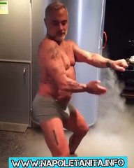 GIANLUCA VACCHI Chiedeva solamente AMORE