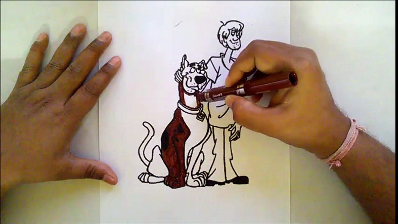 COLOURING SCOOBY DOO