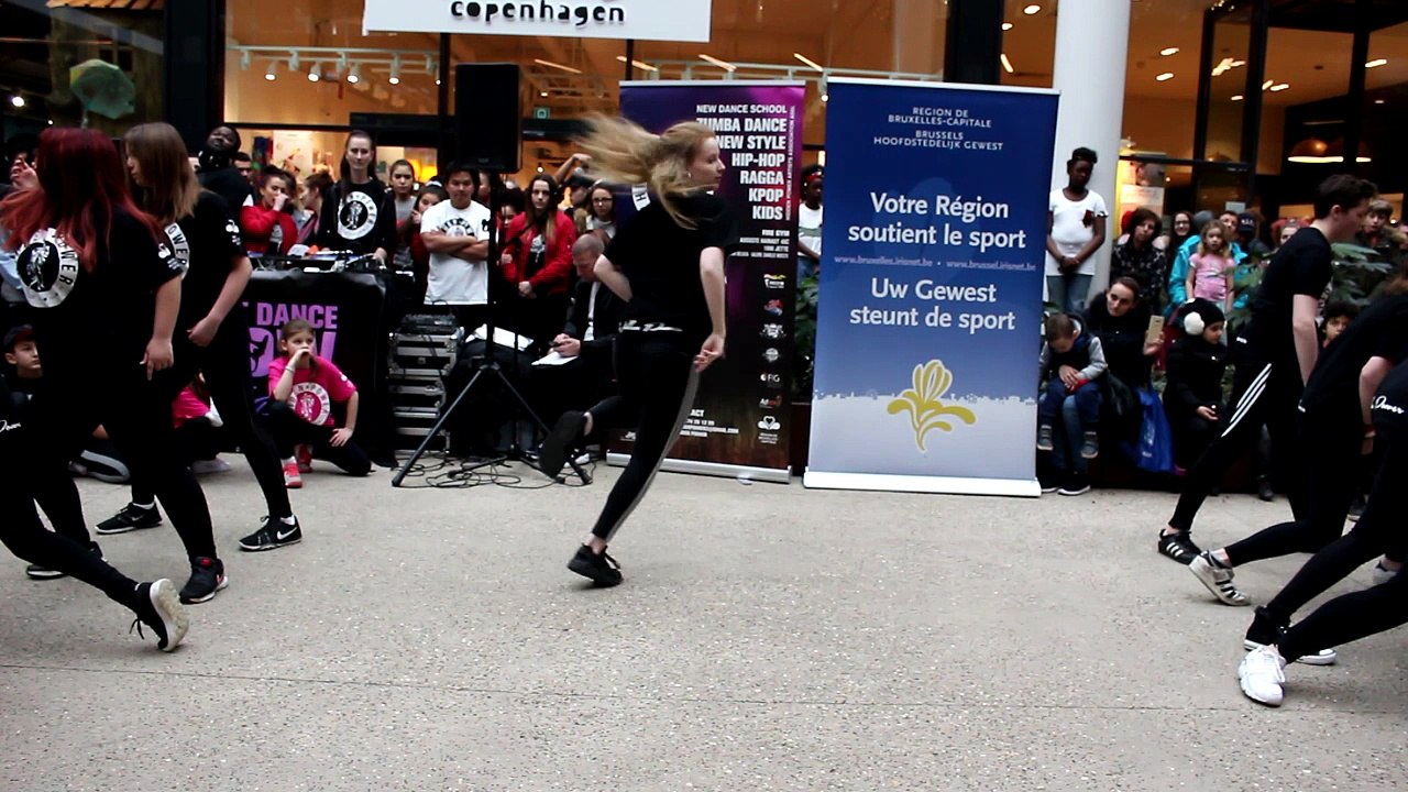 K-Pop Hip Hop Hidden Power - Street dance show XVI au Docks