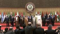 القمة العربية في دورتها الثامنة والعشرين تختتم أعمالها