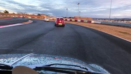 RODANDO EN EL CIRCUITO-2017(ASOCIACION ALBACETEÑA DE SEAT 600)
