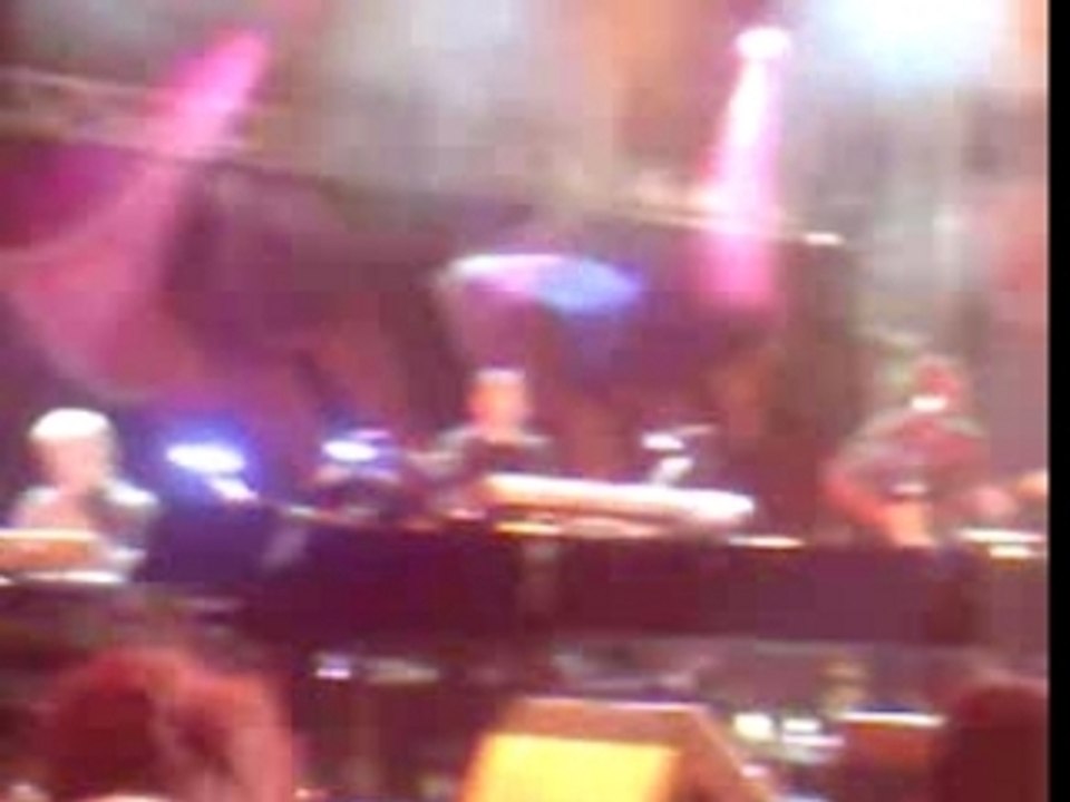 LIVE GIVE ME THE NIGHT GEORGES BENSON A VIENNE LE 03/07/2007