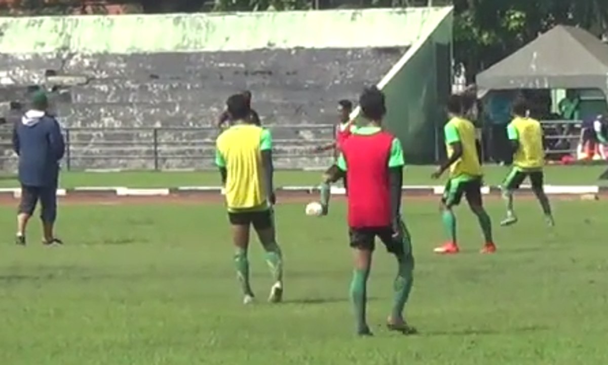 Persebaya Surabaya Krisis Penyerang
