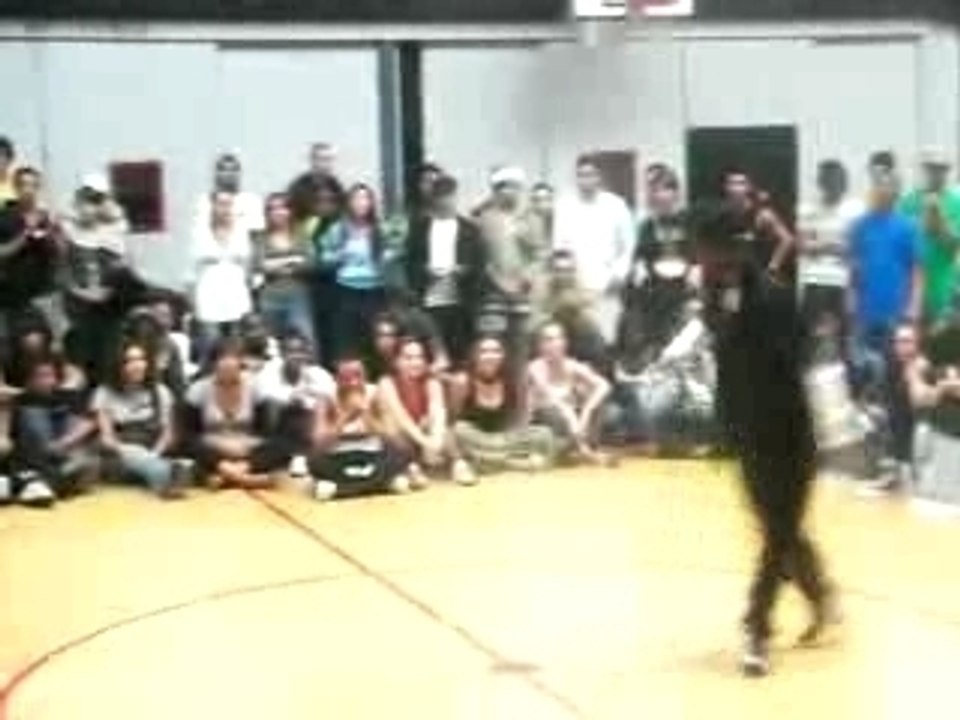 DOMINIQUE LESDEMA ( on regarde et chut......)