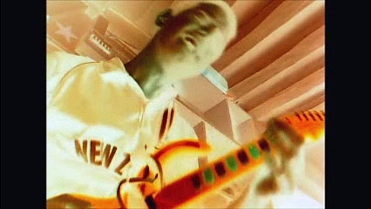 STAIND - OUTSIDE (tribute bathroom singer et guitar hero Jiberock)