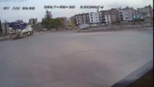 Trafik Magandaları Otobüs Şoförü ve Yolculara Dehşeti Yaşattı... O Anlar Kamerada