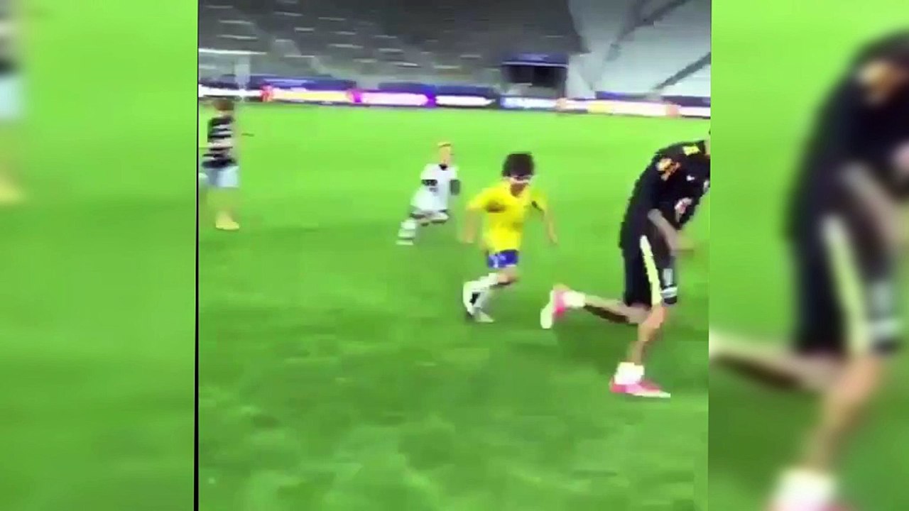 neymar wants to dribble everyone