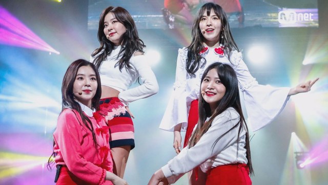 KCON 2017 Mexico×M COUNTDOWN ｜레드벨벳 (Red Velvet) _ INTRO + Rookie