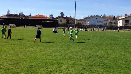 Plateaux U6-7 Moissac Mercredi 29Mars17. Admirez la précision des gestes,les glissades..etc