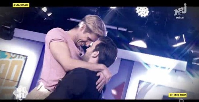 Mad Mag : Benoît Dubois séduit par Aymeric Bonnery lors d’une danse très intense (vidéo)