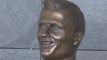 Cristiano Ronaldo a inauguré une drôle de statue à son effigie à l’aéroport de Madère