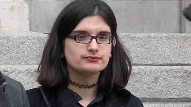 La tuitera Cassandra muestra su malestar a través de las redes sociales