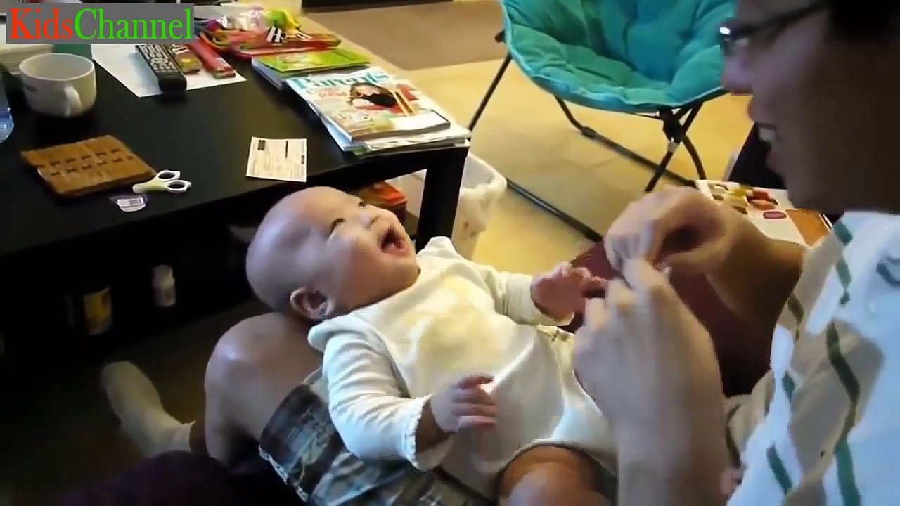 Funny Crazy Kids Dancing and Vines Videos 2017