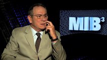 Tommy Lee Jones complètement mutique pendant la promo de MEN IN BLACK 3