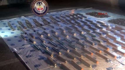 Diyarbakır Sur'da Metruk Bir Evde PKK Cephaneliği Çıktı