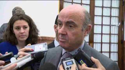 De Guindos atribuye el encarecimiento de hipotecas a fijo, a su mayor concesión