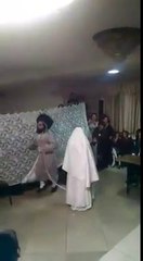 Yahudilerin İlginç Düğün şekli - Yapan Müslüman olsaydı dünya ayağa kalkardı