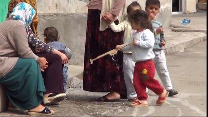 Üzerine İskele Düşen Çocuk Hayatını Kaybetti