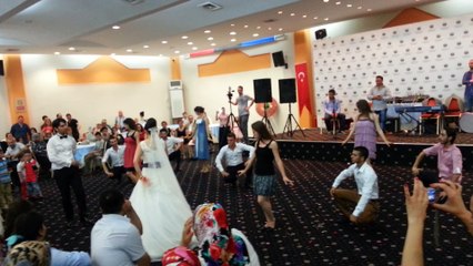 Böyle olur bizim düğünümüz! Gündoğdu & Harmandalı