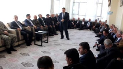 AK Parti'li Özbek'ten Dayanışma Yemeği