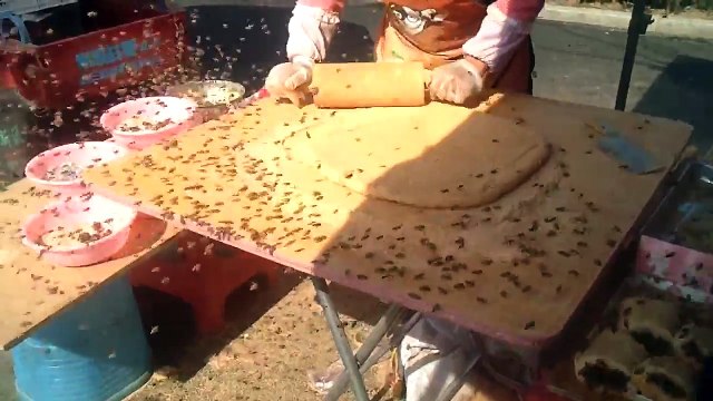 Les abeilles aiment les gâteaux chinois