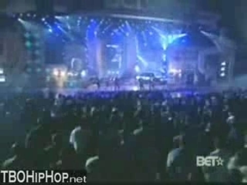 Busta Rhymes Touch It Remix Live