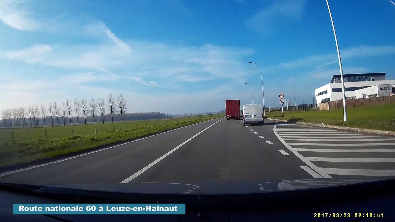 Un dépassement dangereux à Leuze-en-Hainaut