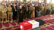 بالفيديو..محافظ بنى سويف يتقدم الجنازة العسكرية للشهيد محمود قرنى